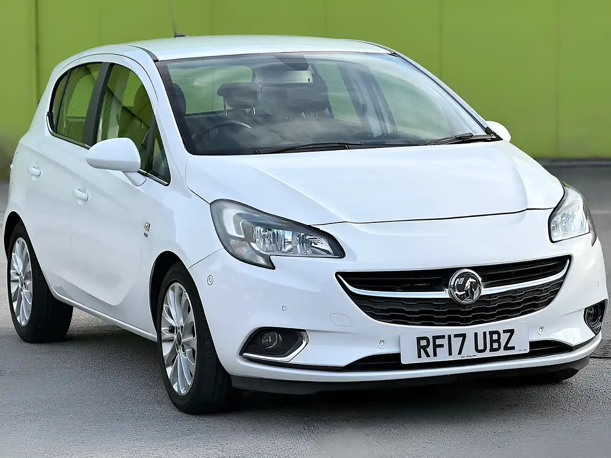 Used 2017 Vauxhall Corsa Se White - Front View