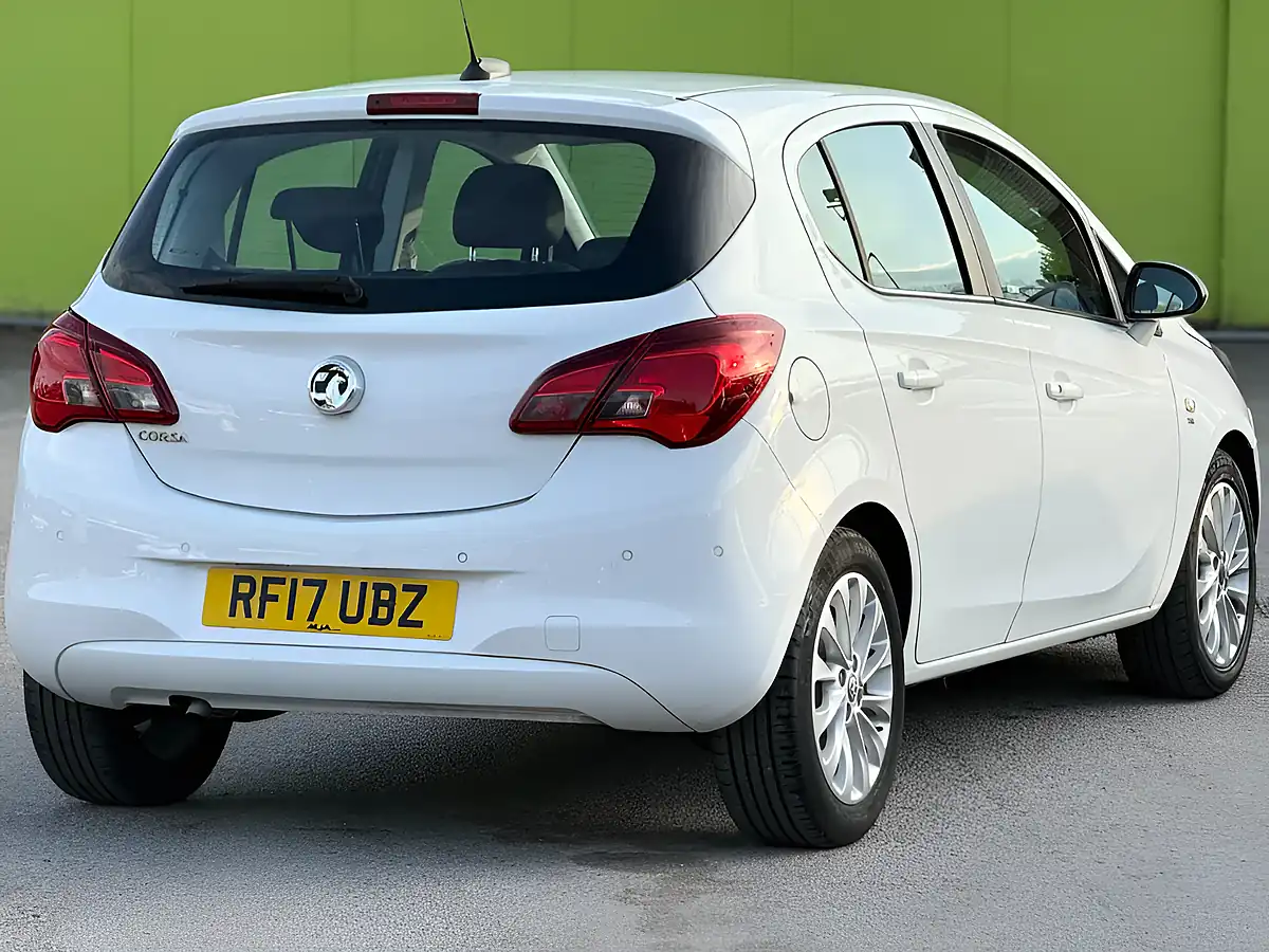 Used 2017 Vauxhall Corsa Se White - Interior and Exterior details 4