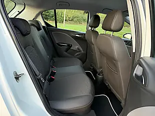 Used 2017 Vauxhall Corsa Se White - Interior and Exterior details 12