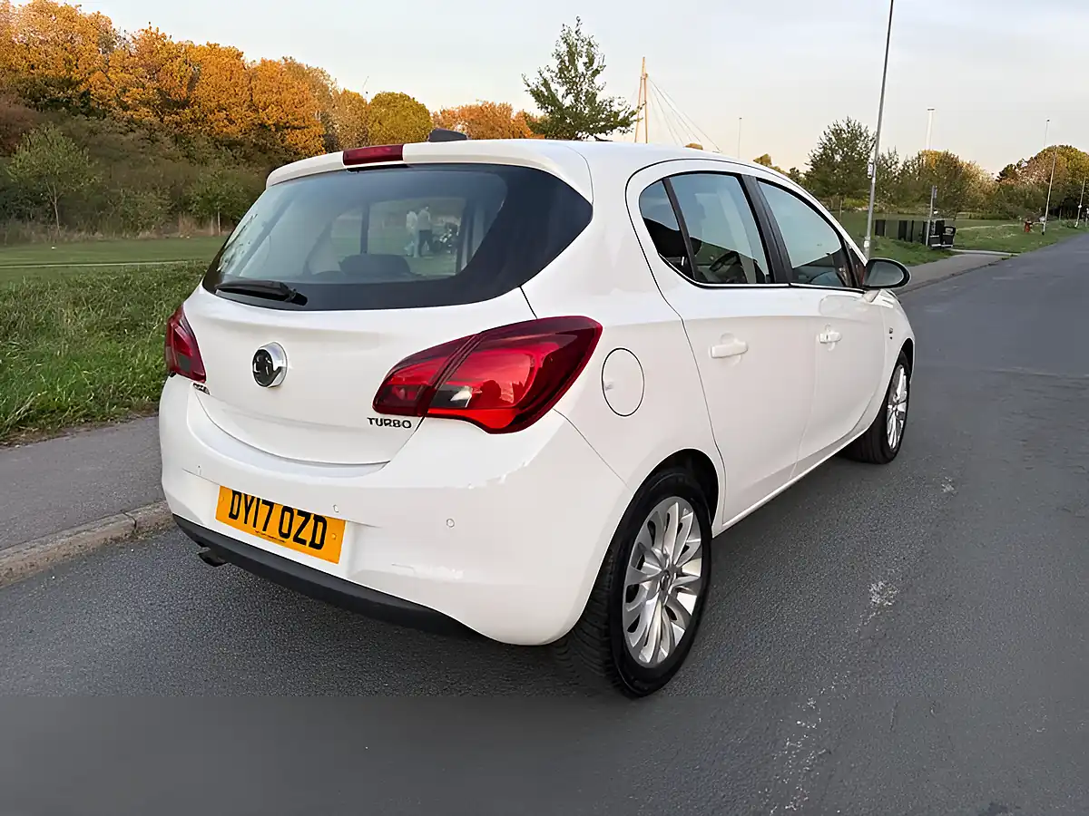 Used 2017 Vauxhall Corsa Se White - Interior and Exterior details 2