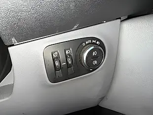 Used 2017 Vauxhall Corsa Se White - Interior and Exterior details 20