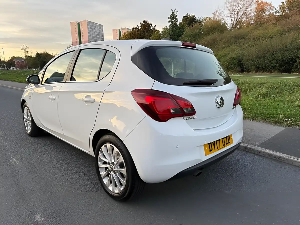 Used 2017 Vauxhall Corsa Se White - Interior and Exterior details 4