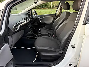 Used 2017 Vauxhall Corsa Se White - Interior and Exterior details 9