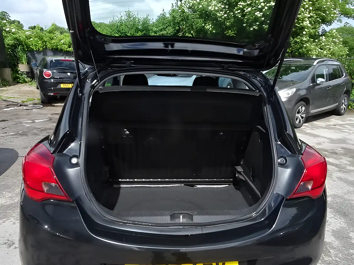 Used 2017 Vauxhall Corsa Sri Black - Interior and Exterior details 10
