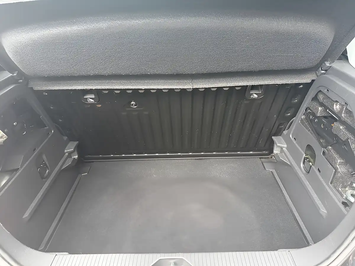 Used 2017 Vauxhall Corsa Sri Black - Interior and Exterior details 10