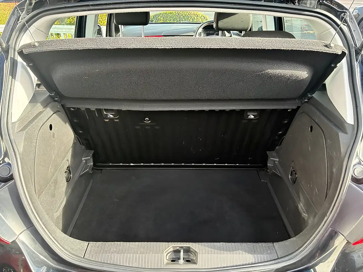 Used 2017 Vauxhall Corsa Sri Black - Interior and Exterior details 19