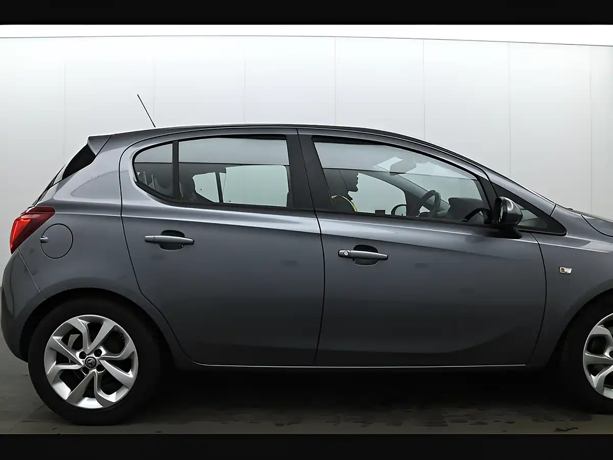Used 2017 Vauxhall Corsa Sri Grey - Interior and Exterior details 16