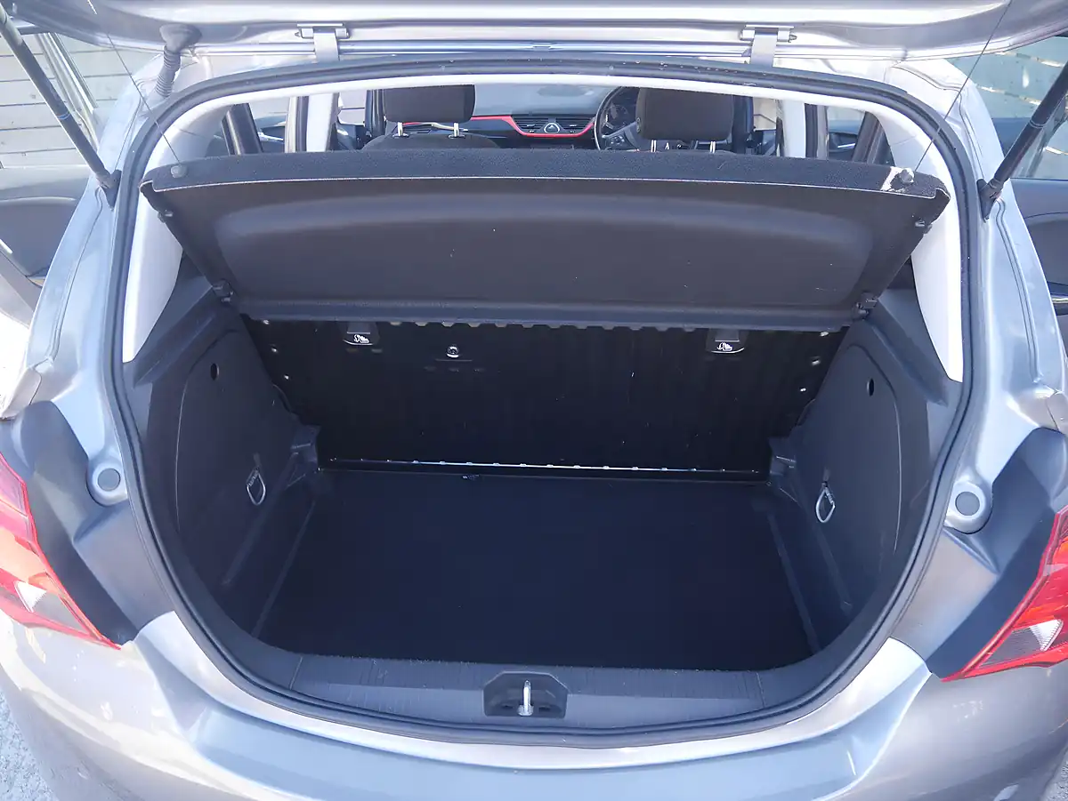 Used 2017 Vauxhall Corsa Sri Quantum Grey - Interior and Exterior details 13