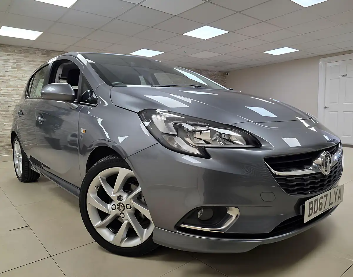 Used 2017 Vauxhall Corsa Sri Vx Line Grey - Front View