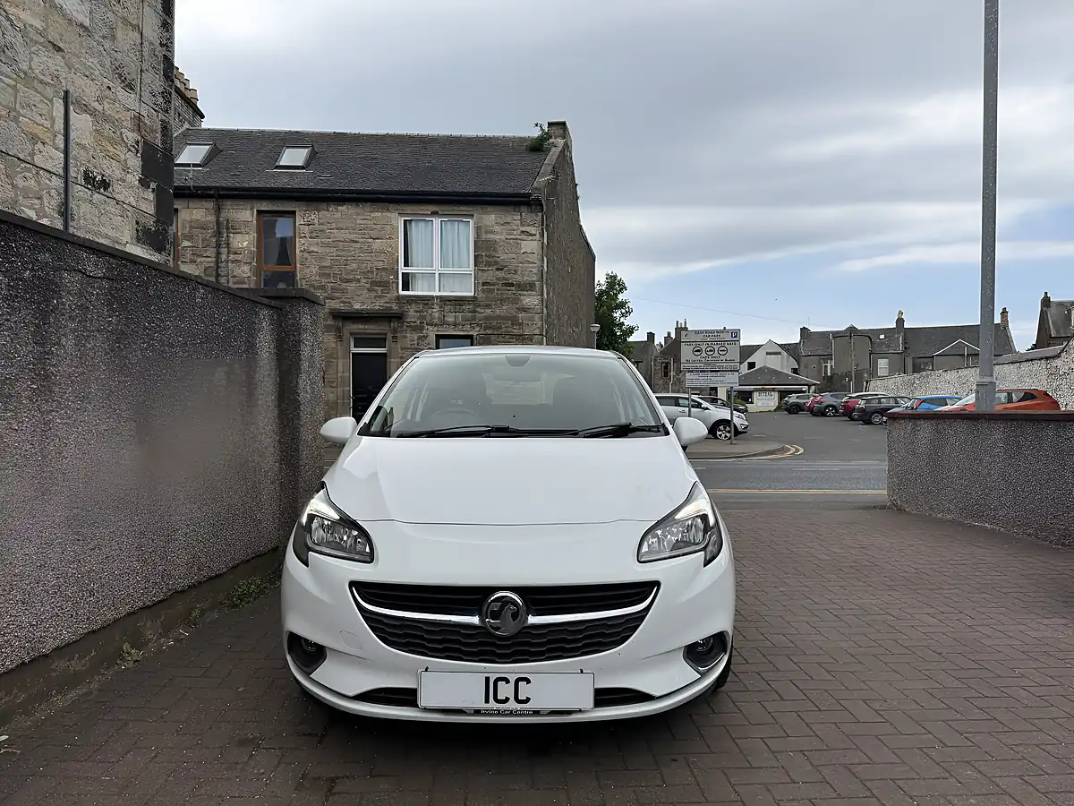 Used 2017 Vauxhall Corsa Sri White - Interior and Exterior details 15