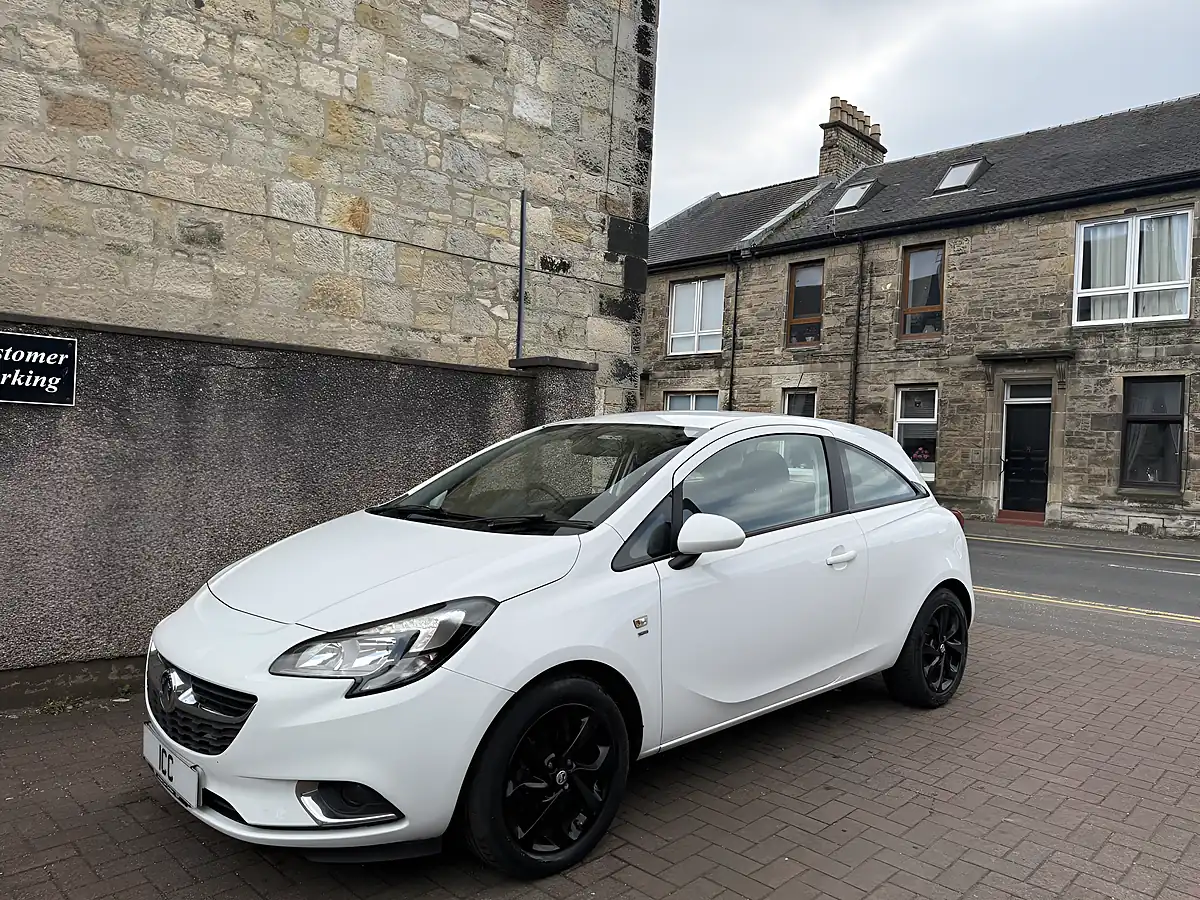 Used 2017 Vauxhall Corsa Sri White - Interior and Exterior details 5