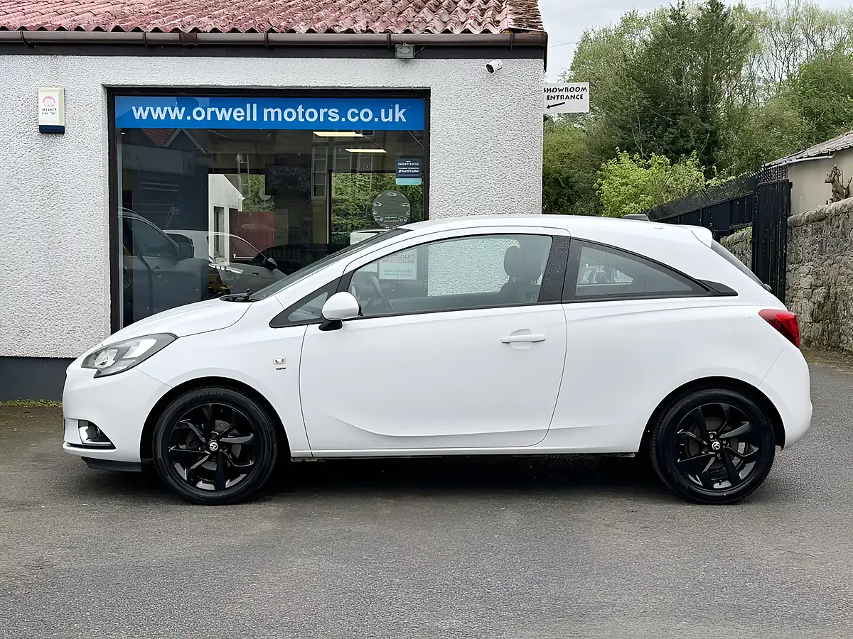 Used 2017 Vauxhall Corsa Sri White - Interior and Exterior details 11