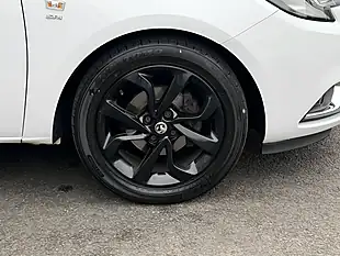 Used 2017 Vauxhall Corsa Sri White - Interior and Exterior details 17