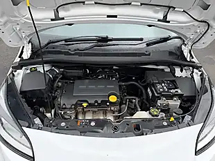 Used 2017 Vauxhall Corsa Sri White - Interior and Exterior details 18