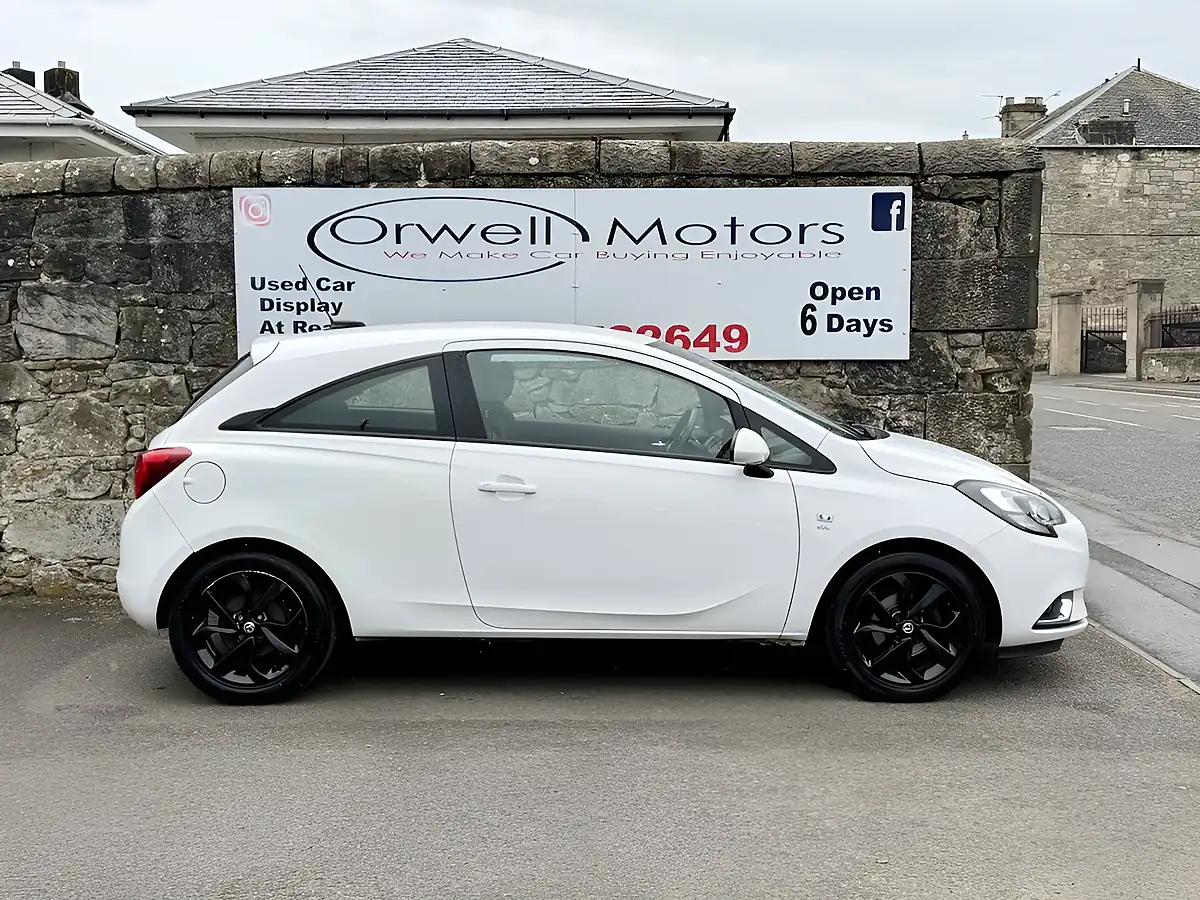 Used 2017 Vauxhall Corsa Sri White - Interior and Exterior details 3