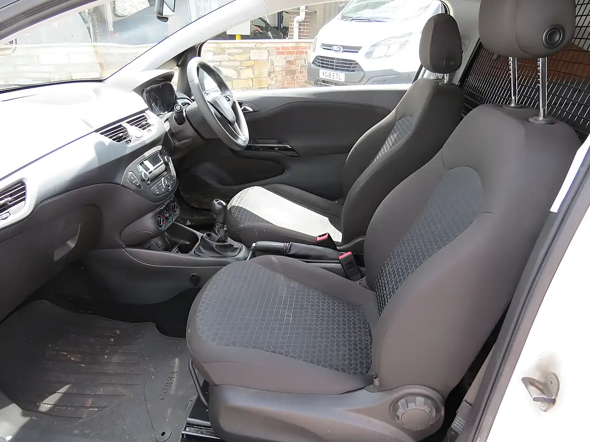 Used 2017 Vauxhall Corsa Van Car Derived Van L1 H1 White - Interior and Exterior details 5