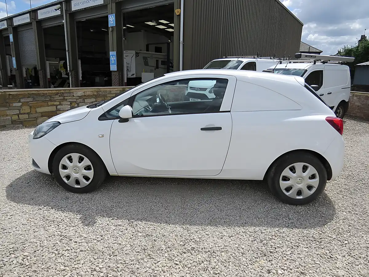 Used 2017 Vauxhall Corsa Van Car Derived Van L1 H1 White - Interior and Exterior details 7