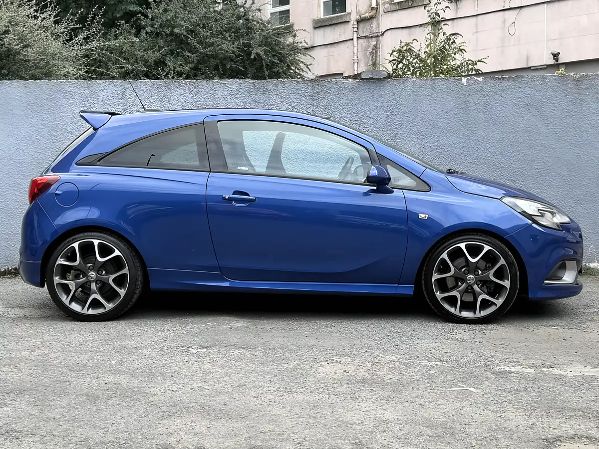 Used 2017 Vauxhall Corsa Vxr Blue - Interior and Exterior details 5