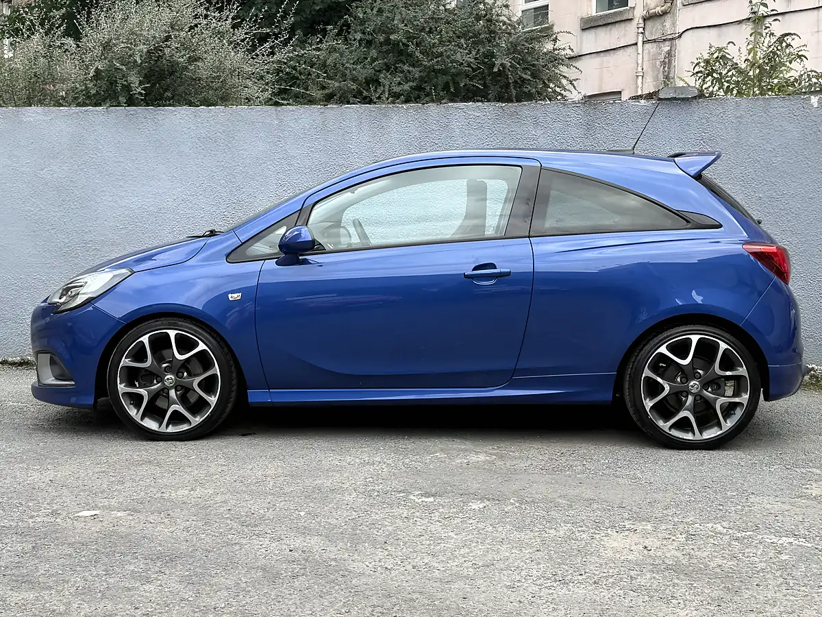 Used 2017 Vauxhall Corsa Vxr Blue - Interior and Exterior details 6