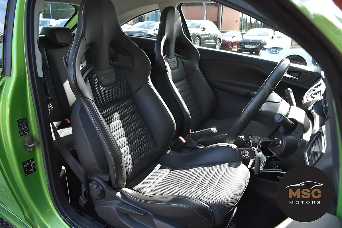 Used 2017 Vauxhall Corsa Vxr Green - Interior and Exterior details 16