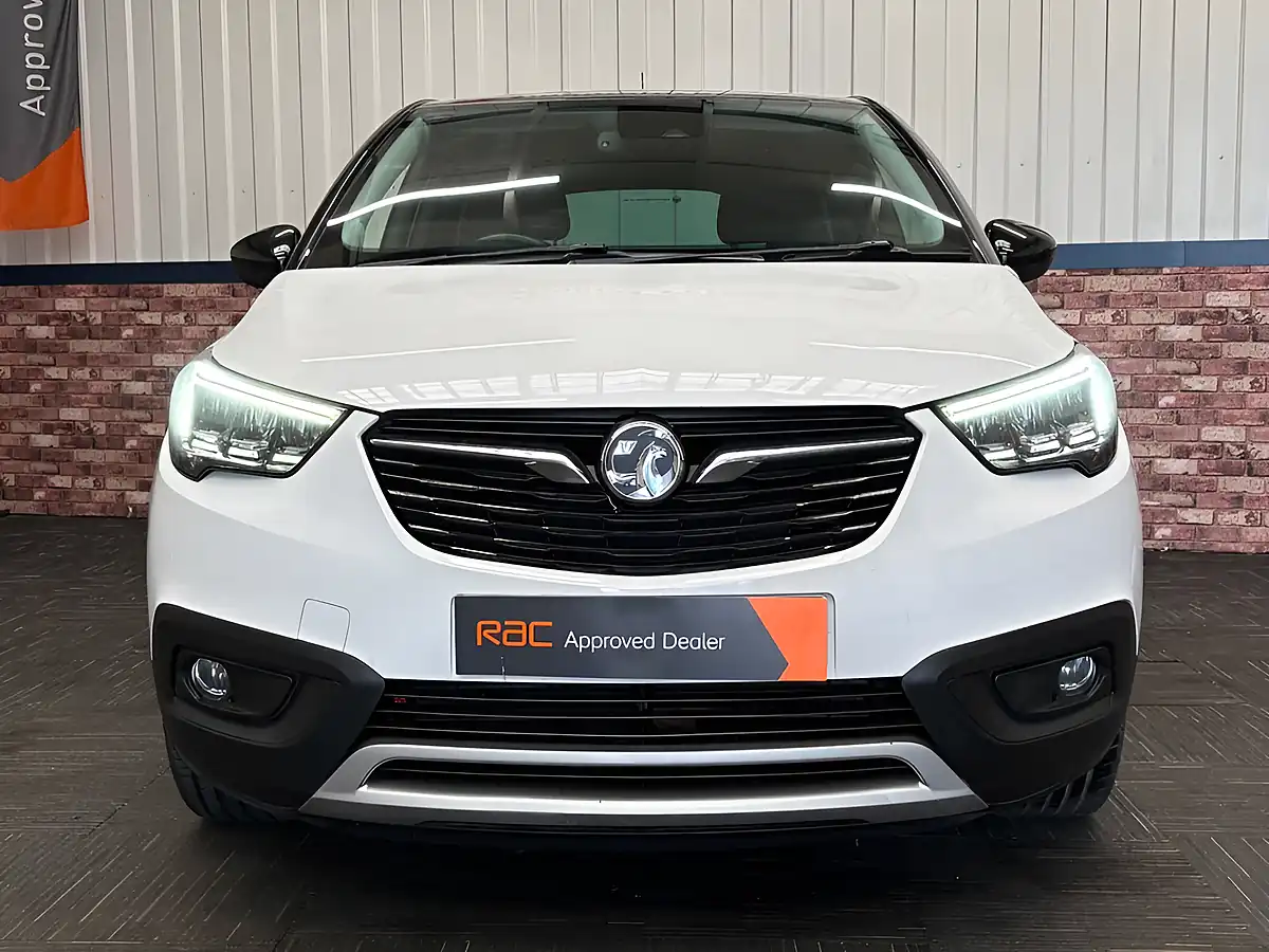 Used 2017 Vauxhall Crossland X Elite Nav White - Interior and Exterior details 4