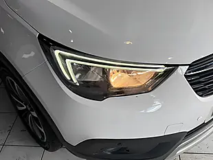 Used 2017 Vauxhall Crossland X Elite Nav White - Interior and Exterior details 3