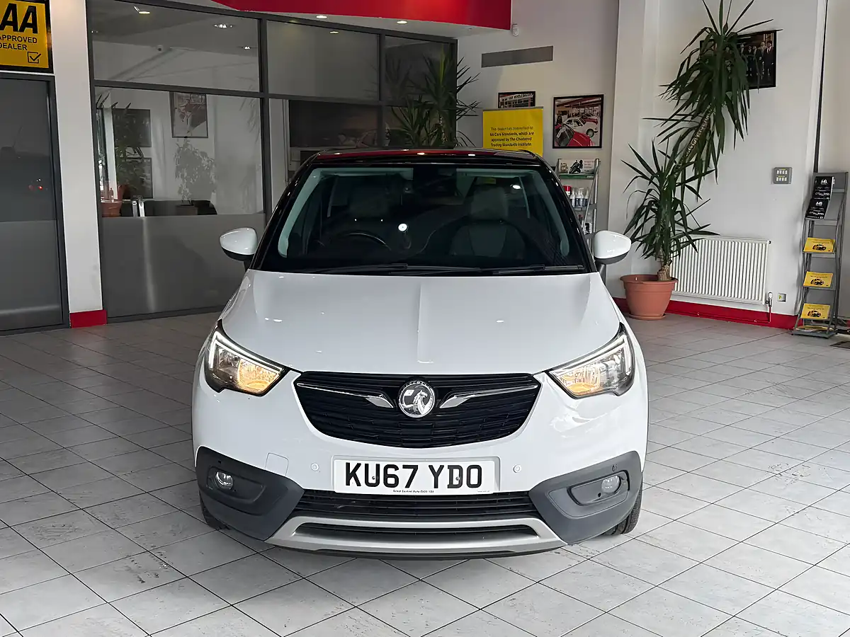 Used 2017 Vauxhall Crossland X Elite Nav White - Interior and Exterior details 4