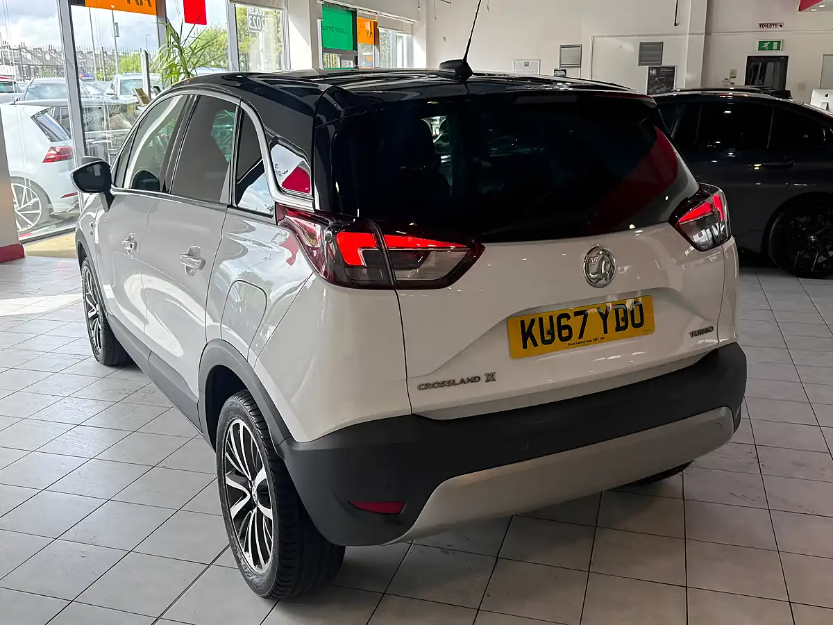 Used 2017 Vauxhall Crossland X Elite Nav White - Interior and Exterior details 8