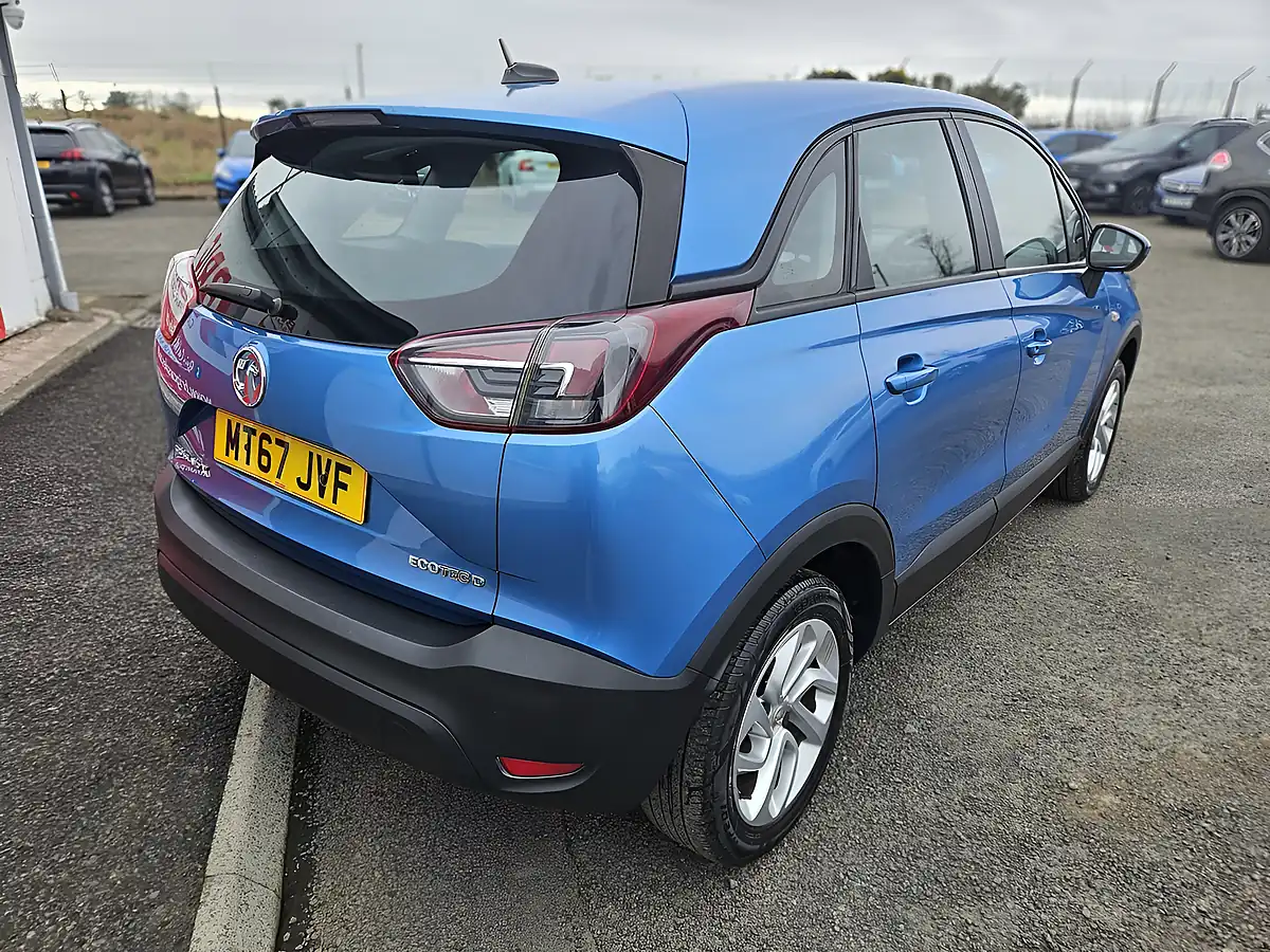 Used 2017 Vauxhall Crossland X Se Blue - Interior and Exterior details 3