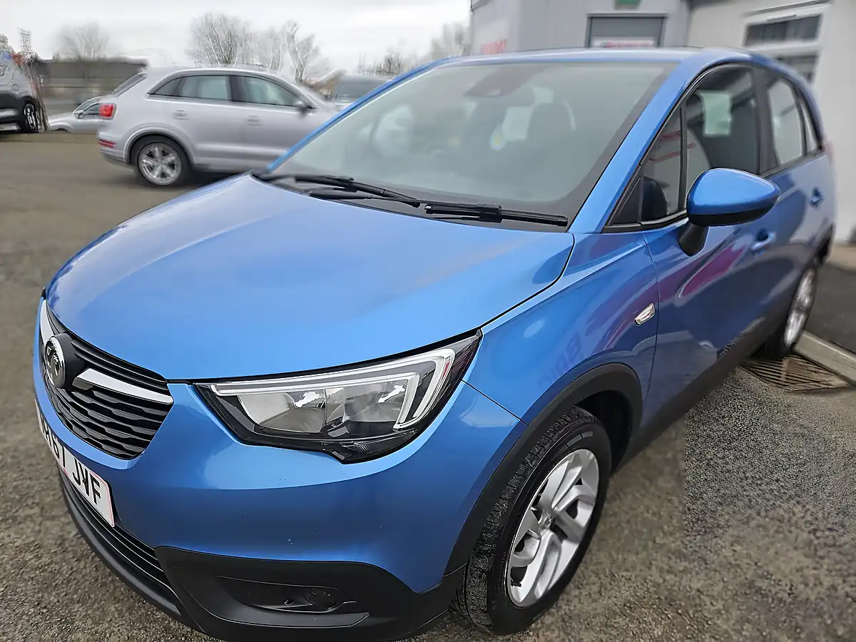 Used 2017 Vauxhall Crossland X Se Blue - Interior and Exterior details 8