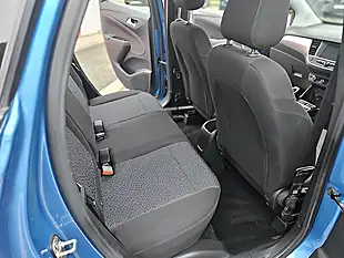 Used 2017 Vauxhall Crossland X Se Blue - Interior and Exterior details 16