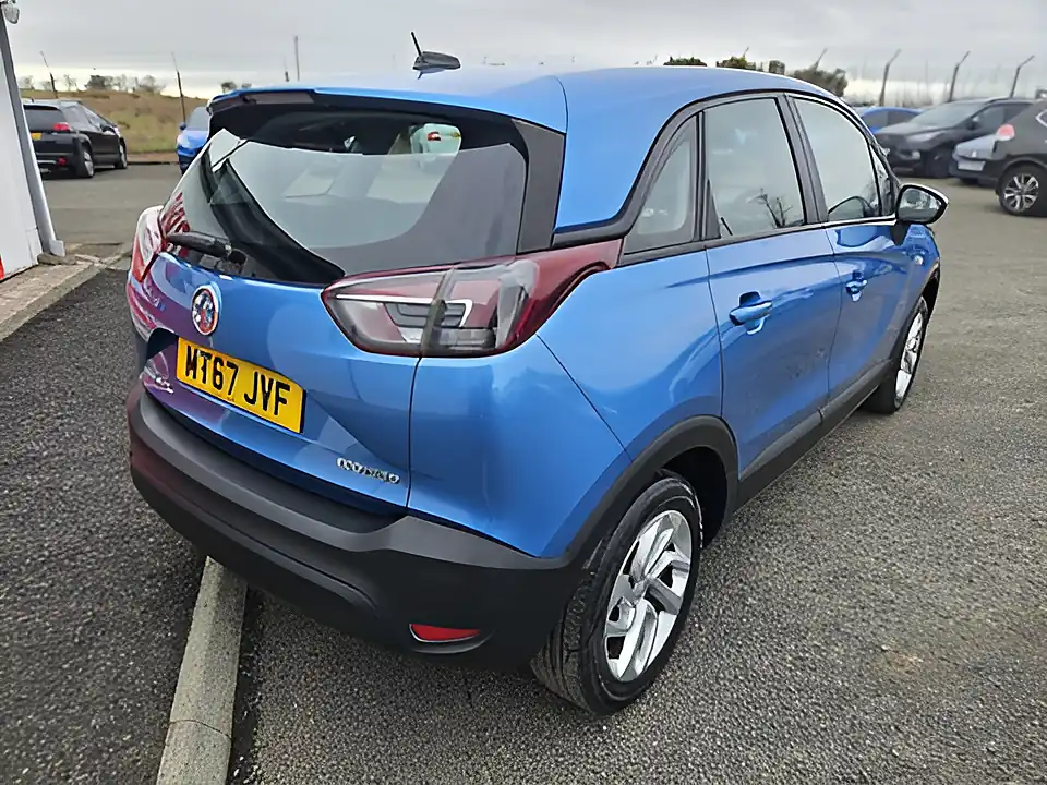 Used 2017 Vauxhall Crossland X Se Blue - Interior and Exterior details 5