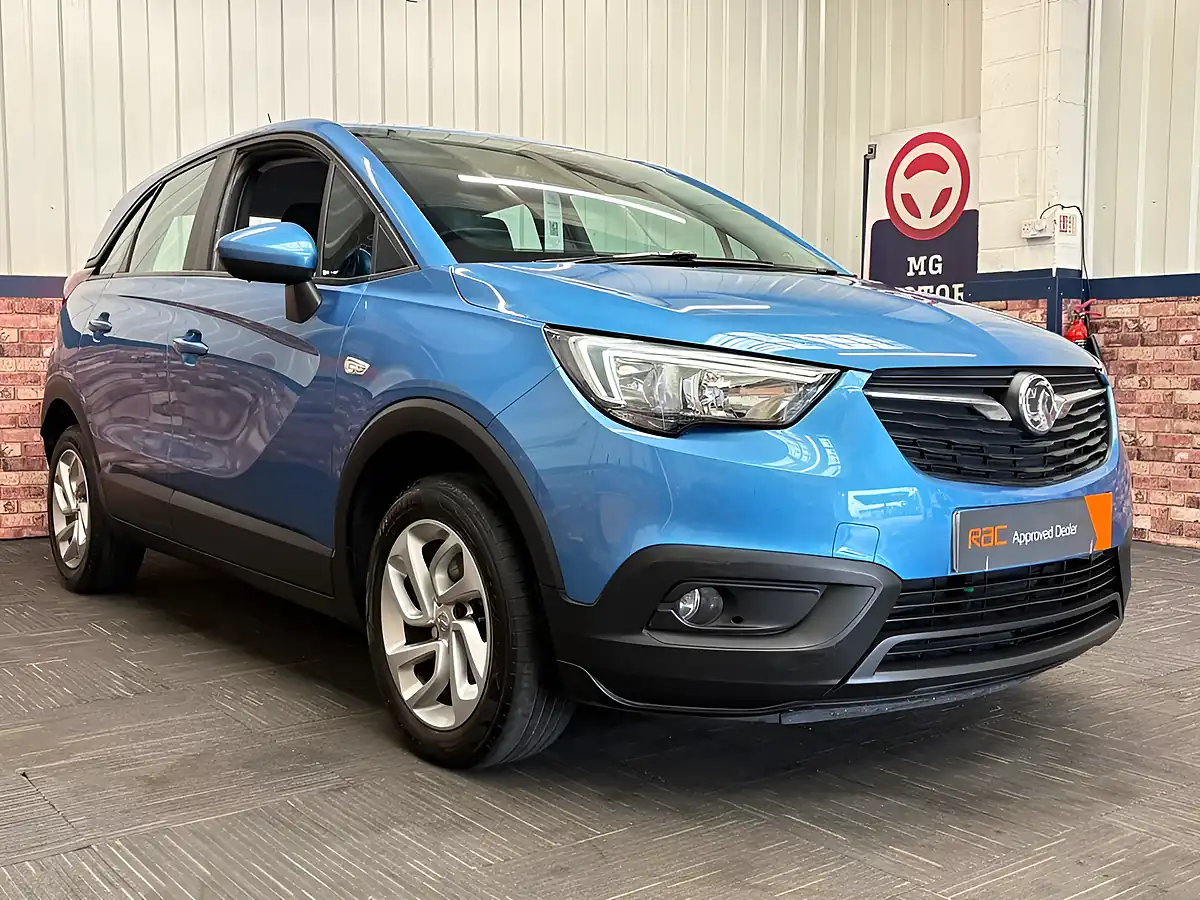 Used 2017 Vauxhall Crossland X Se Royal Blue - Interior and Exterior details 12