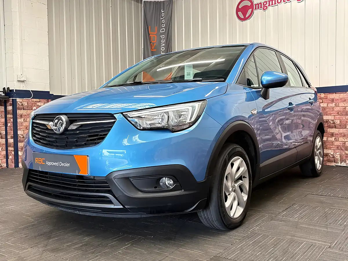 Used 2017 Vauxhall Crossland X Se Royal Blue - Interior and Exterior details 13