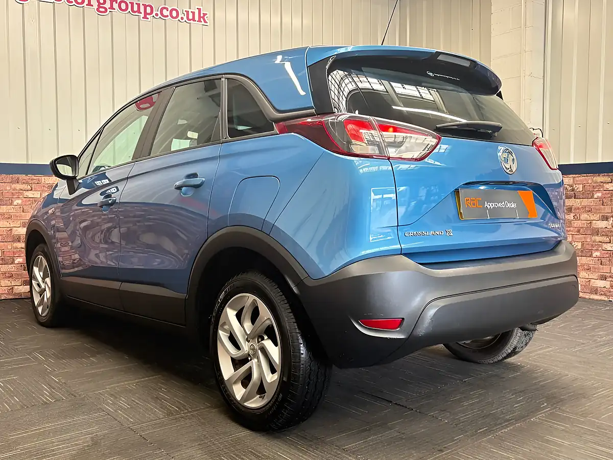 Used 2017 Vauxhall Crossland X Se Royal Blue - Interior and Exterior details 16