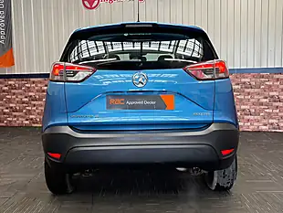 Used 2017 Vauxhall Crossland X Se Royal Blue - Interior and Exterior details 17