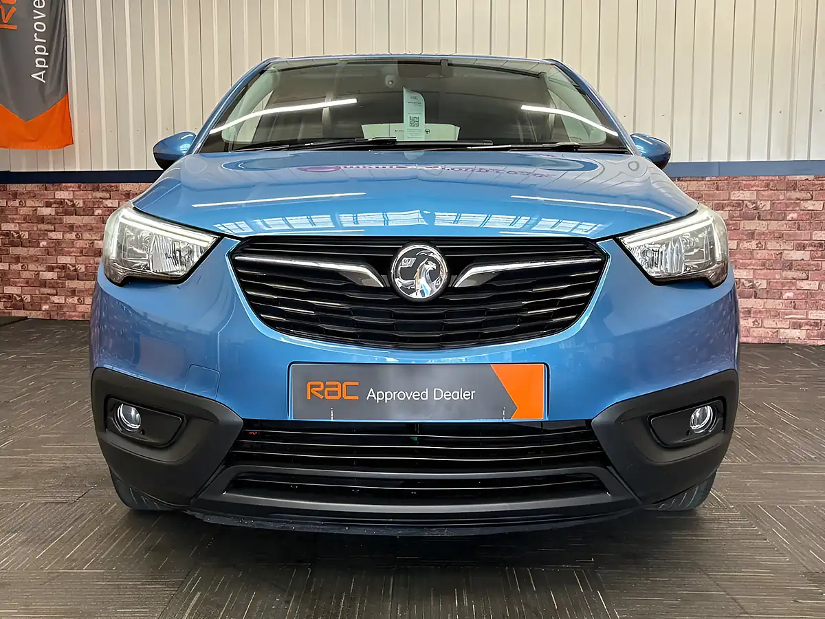 Used 2017 Vauxhall Crossland X Se Royal Blue - Interior and Exterior details 6