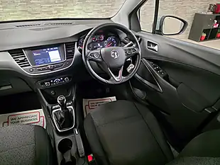 Used 2017 Vauxhall Crossland X Se Silver - Interior and Exterior details 14