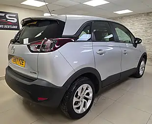 Used 2017 Vauxhall Crossland X Se Silver - Interior and Exterior details 3