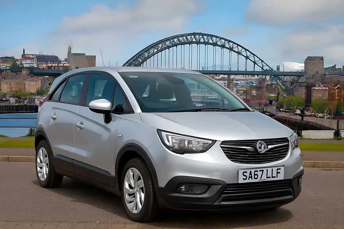 Used 2017 Vauxhall Crossland X Se Silver - Front View