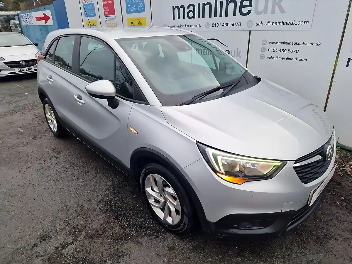 Used 2017 Vauxhall Crossland X Se Silver - Interior and Exterior details 13