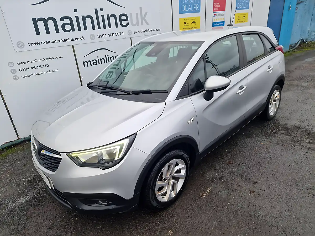 Used 2017 Vauxhall Crossland X Se Silver - Interior and Exterior details 5