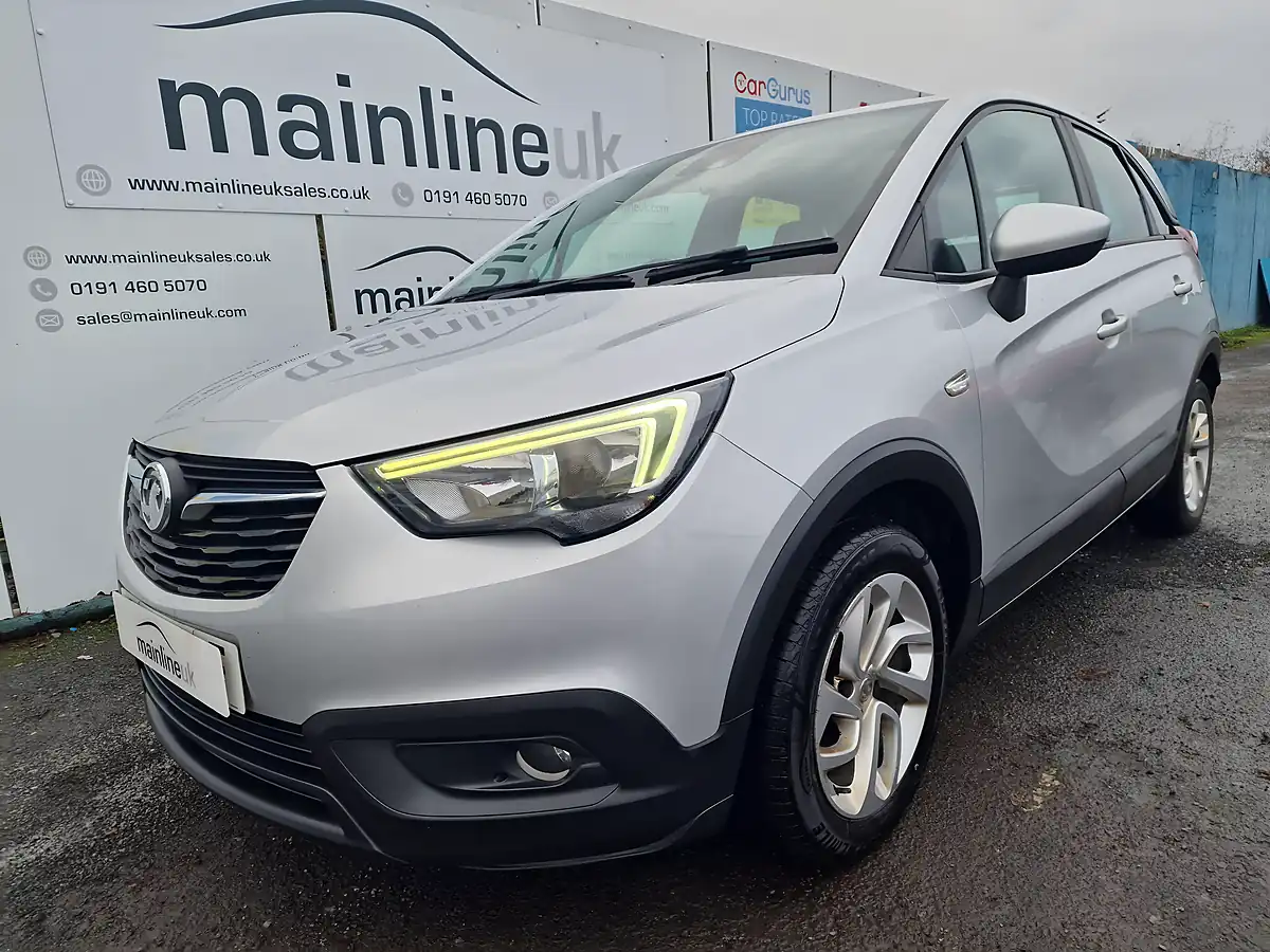 Used 2017 Vauxhall Crossland X Se Silver - Interior and Exterior details 8