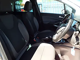 Used 2017 Vauxhall Crossland X Tech Line Nav Silver - Interior and Exterior details 10
