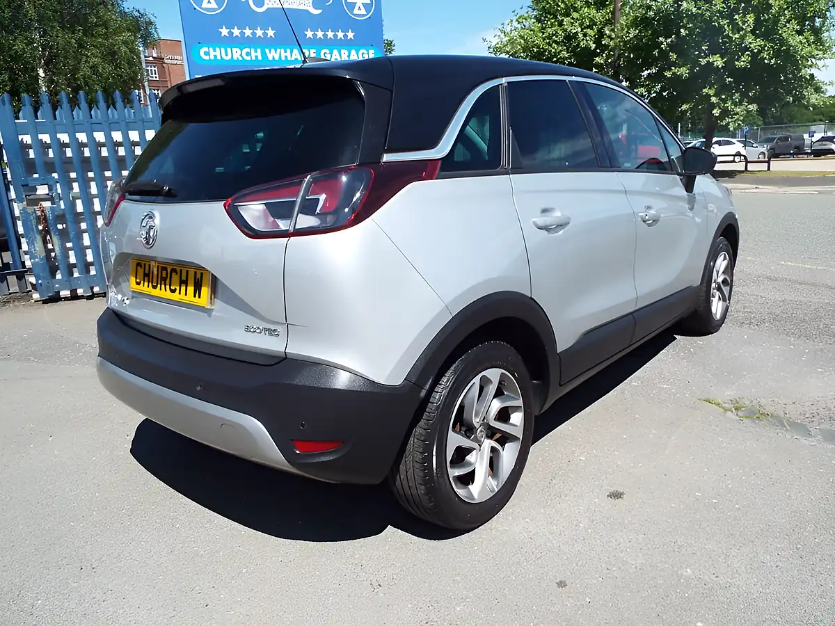 Used 2017 Vauxhall Crossland X Tech Line Nav Silver - Interior and Exterior details 7