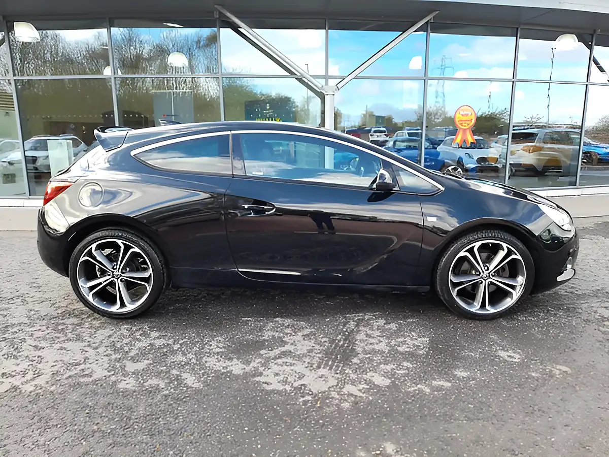 Used 2017 Vauxhall Gtc Limited Edition Black - Interior and Exterior details 10