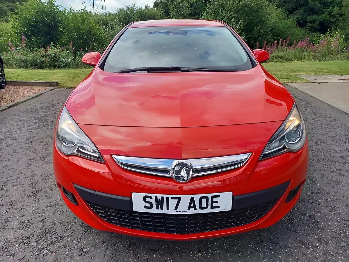 Used 2017 Vauxhall Gtc Sri Red - Interior and Exterior details 2