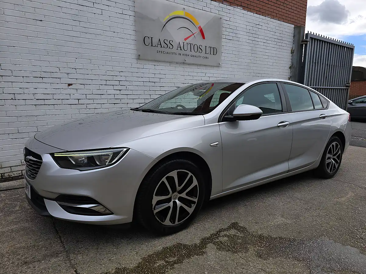 Used 2017 Vauxhall Insignia Design Grand Sport Silver - Interior and Exterior details 7