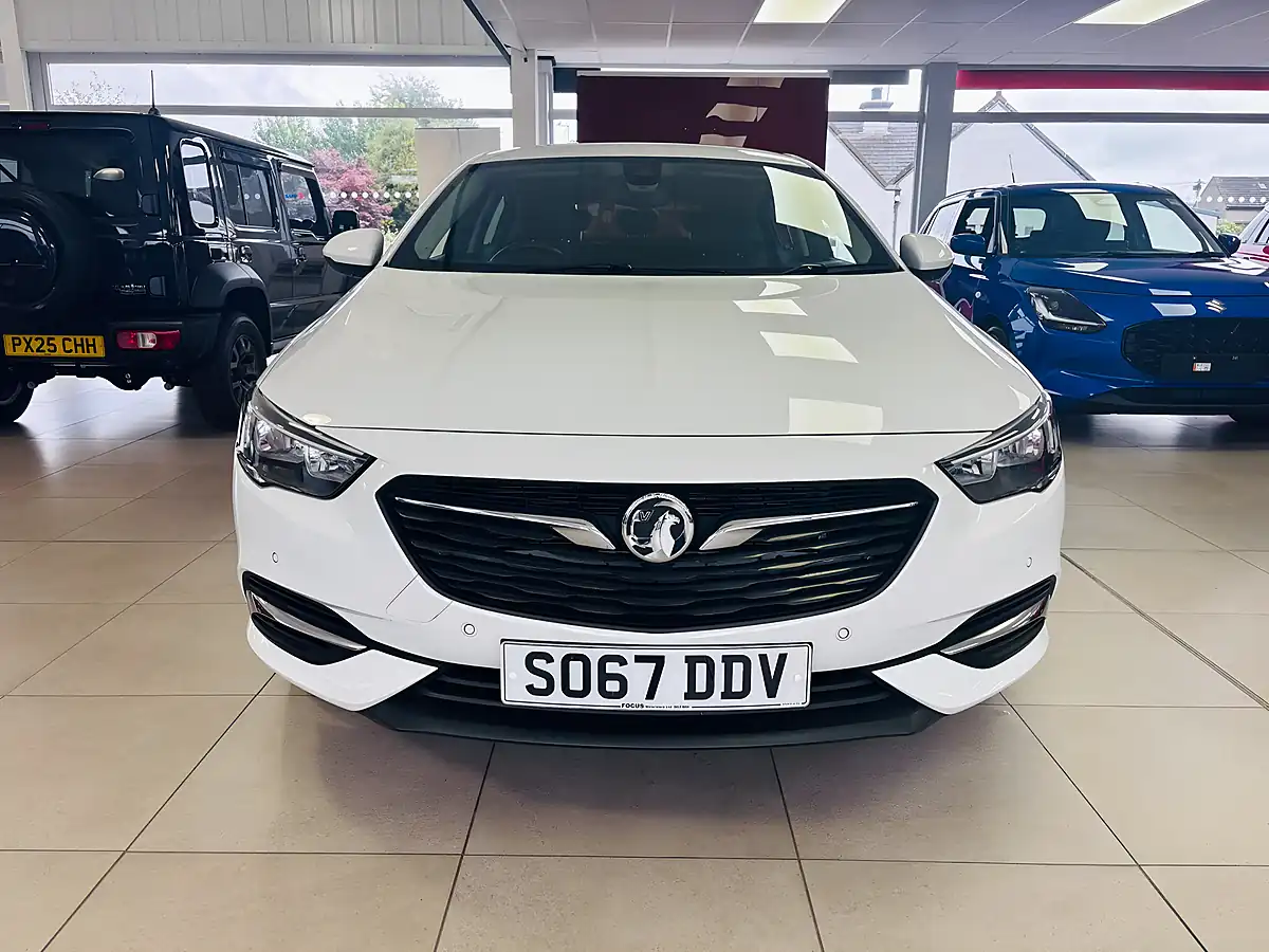 Used 2017 Vauxhall Insignia Design Grand Sport White - Interior and Exterior details 2
