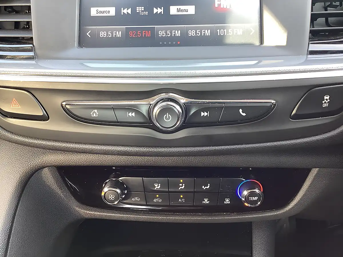 Used 2017 Vauxhall Insignia Design Grey - Interior and Exterior details 16